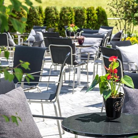 Hotel Taxacher Кирхберг ин Тирол Екстериор снимка